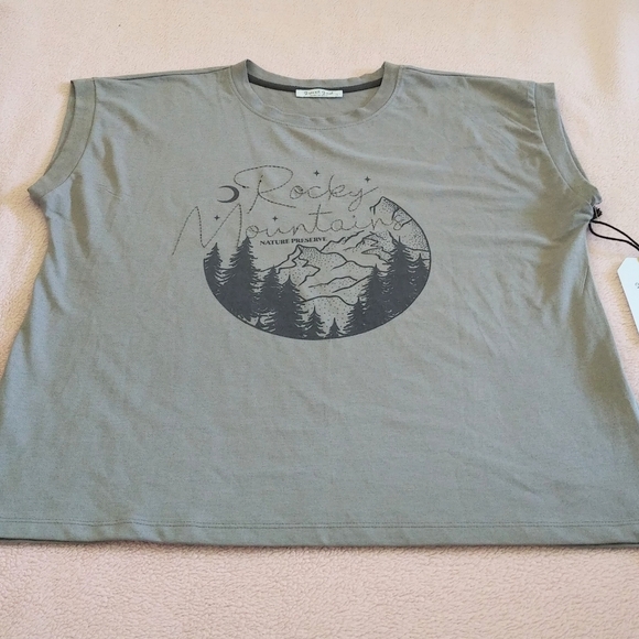 Sweet🍭 Soul Clothing Co. Rocky Mountains🏞️ Tee - Picture 10 of 12